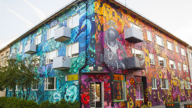 Color invasion seved  - sveriges färg gladaste hus